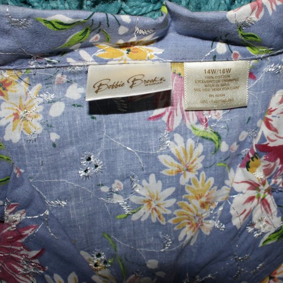 Embroidered Floral Shirt - Picture 5 of 7